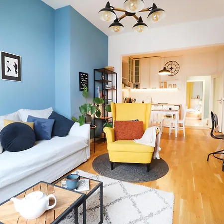 Classy Residential 1bdrm Flat With View And Elevator