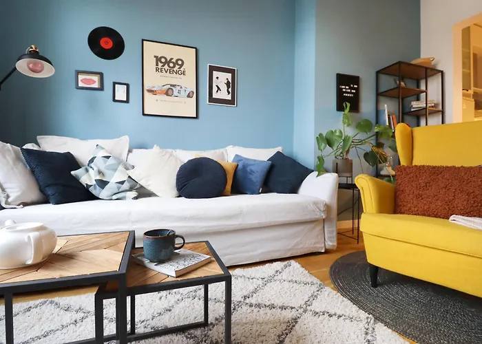 Classy Residential 1bdrm Flat With View And Elevator Lejlighed *