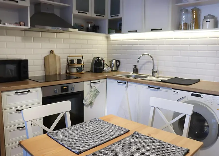 Classy Residential 1bdrm Flat With View And Elevator *